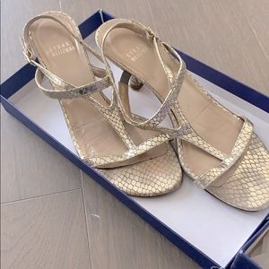 Stuart Weitzman Archery Sandals in Gold - 6.0M